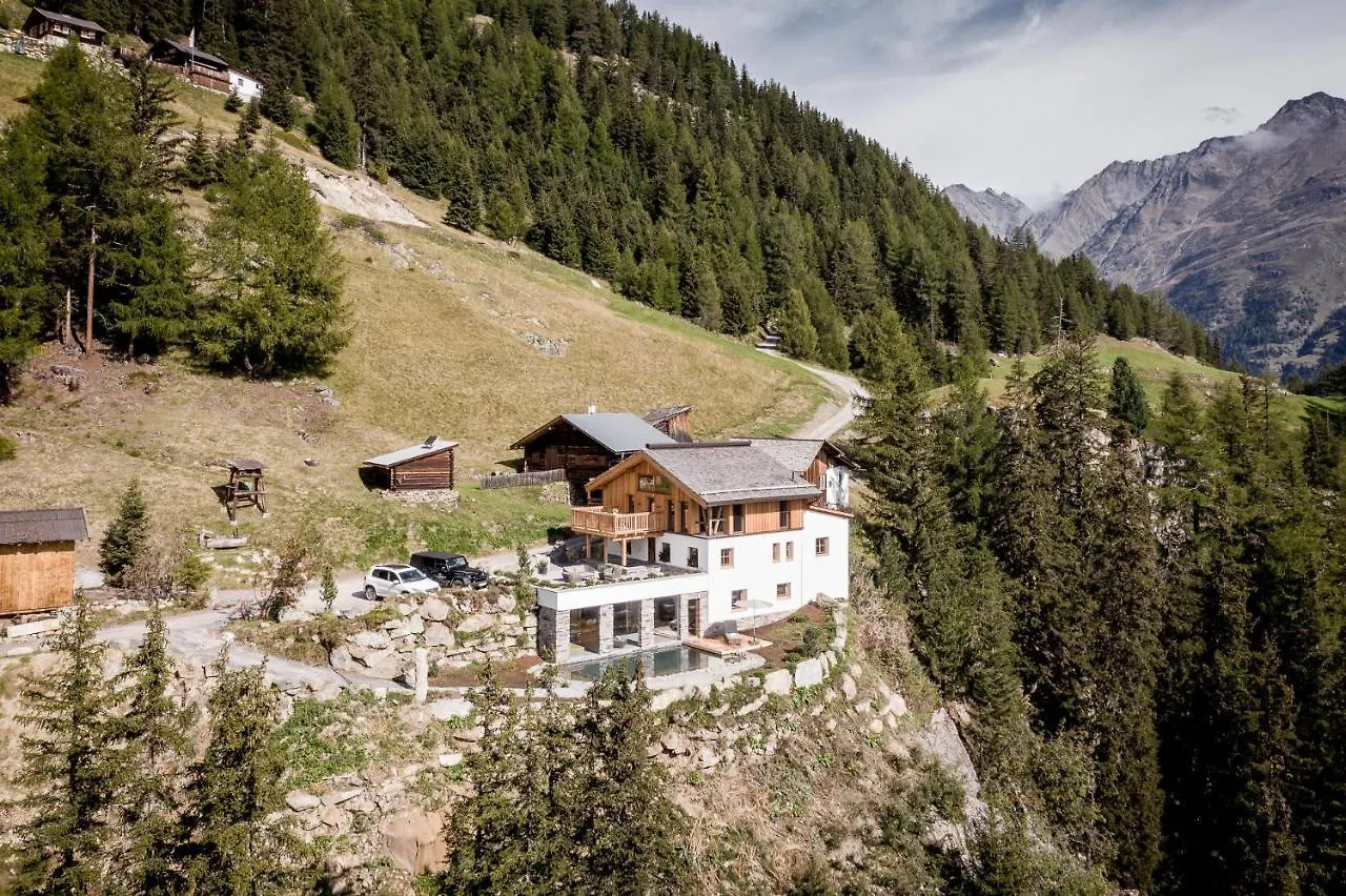 Leni Mountain Chalet Sölden 0*,